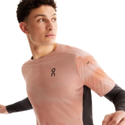 On Running ON Men's Performance-T Lumos - Woodrose/Black -Hoka Sales Store 1MD30101285 performance t lumos fw23 woodrose black m g5