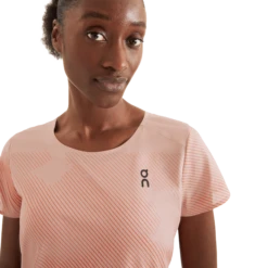 On Running ON Women's Performance-T Lumos - Woodrose/Black -Hoka Sales Store 1WD30081285 performance t lumos fw23 woodrose black w g6