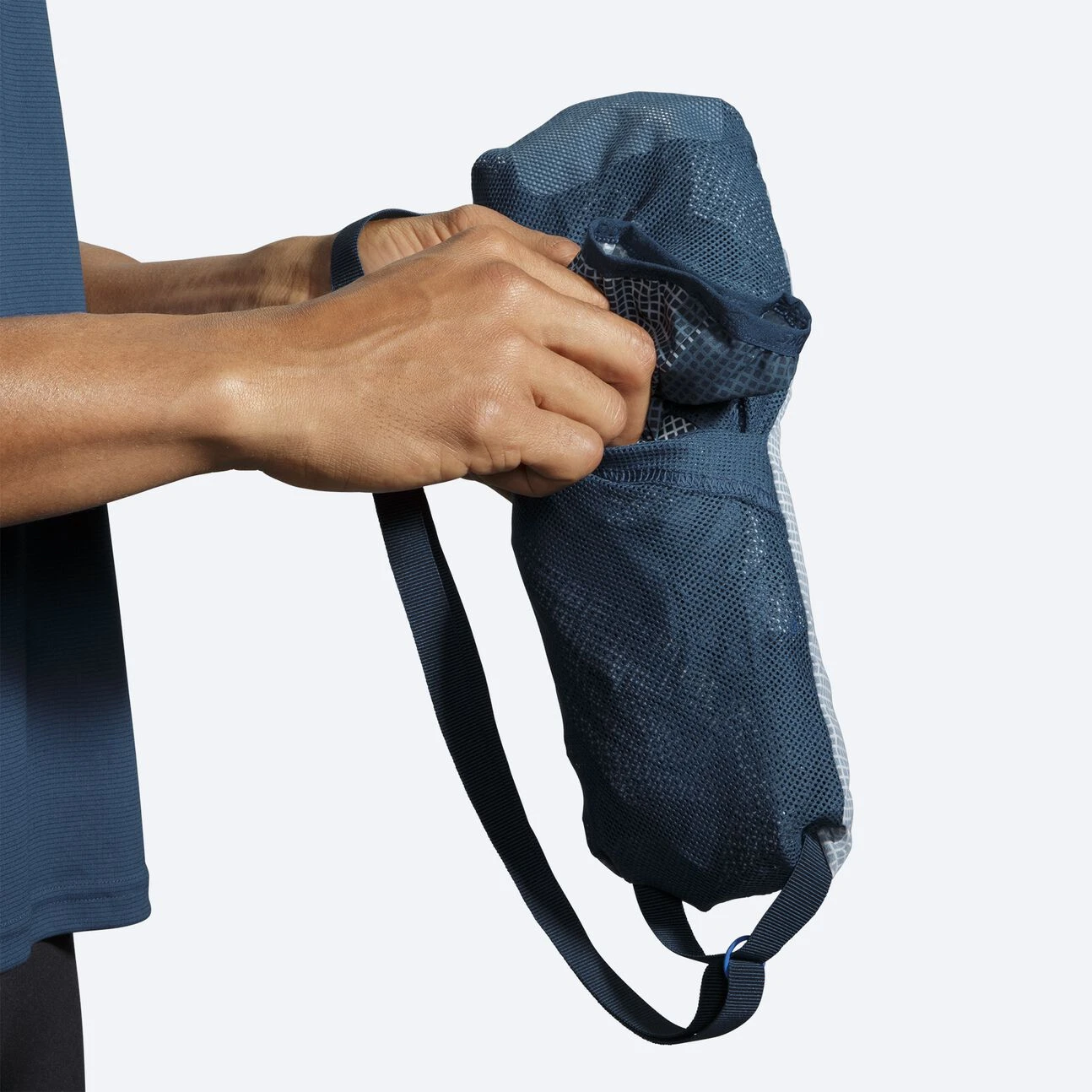 Brooks Mens Canopy Jacket - Indigo Rush Altitude Print 8 Brooks Mens Canopy Jacket - Indigo Rush Altitude Print - Image 8