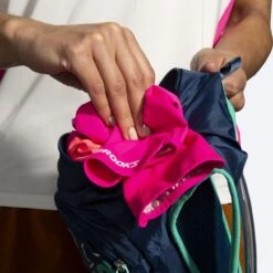 Brooks Womens High Point Waterproof Jacket - Hyper Pink/Fuchsia -Hoka Sales Store 221608 653 d3 high point jacket womens running jacket