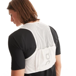 On Running ON Ultra Vest 5L - Undyed White -Hoka Sales Store 2UD30020864 ultra vest 5 fw23 undyed white u g4
