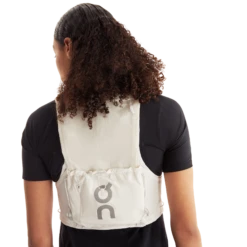 On Running ON Ultra Vest 10L - Undyed White -Hoka Sales Store 2UD30030864 ultra vest 10 fw23 undyed white u g4